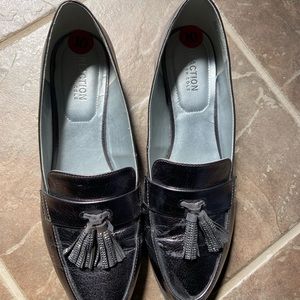 Kenneth Cole Reaction loafer.
